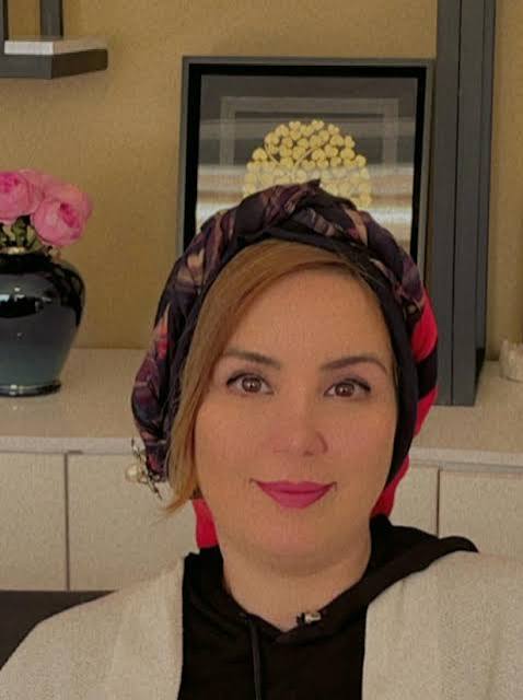 دکتر فرزانه ملایی