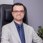 دکتر رضا قندهاری